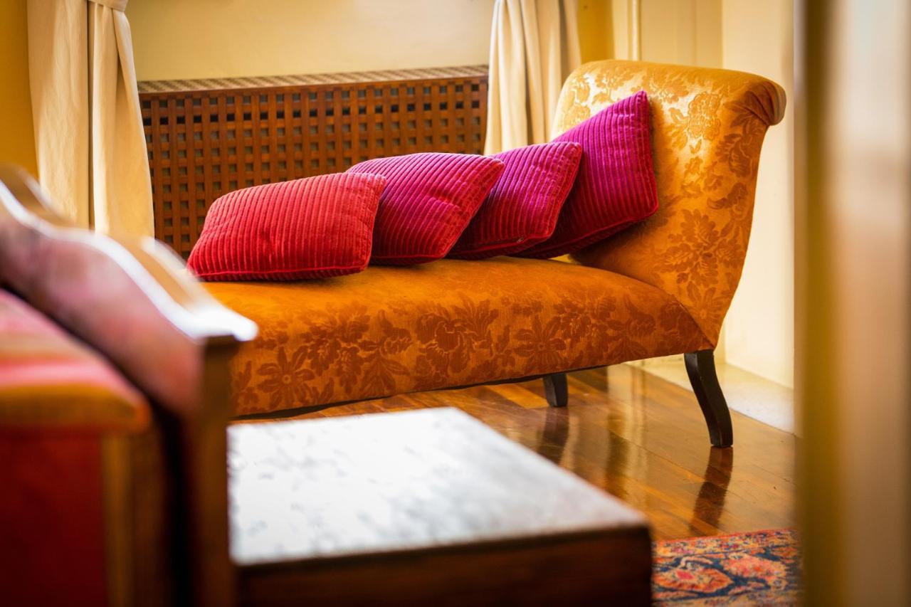 Relais in Charme Castello degli Angeli Hotel Carobbio degli Angeli Buitenkant foto