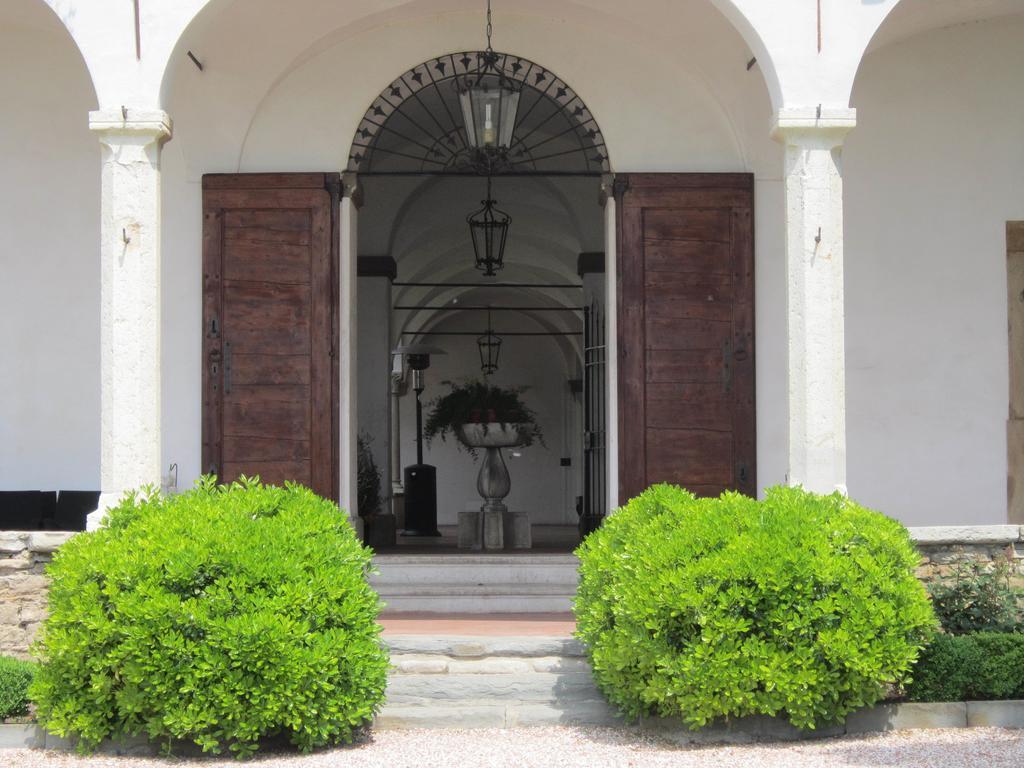 Relais in Charme Castello degli Angeli Hotel Carobbio degli Angeli Buitenkant foto